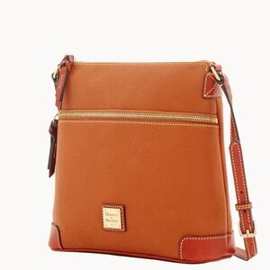 Dooney & Bourke - Pebble Grain Crossbody Bag in Caramel